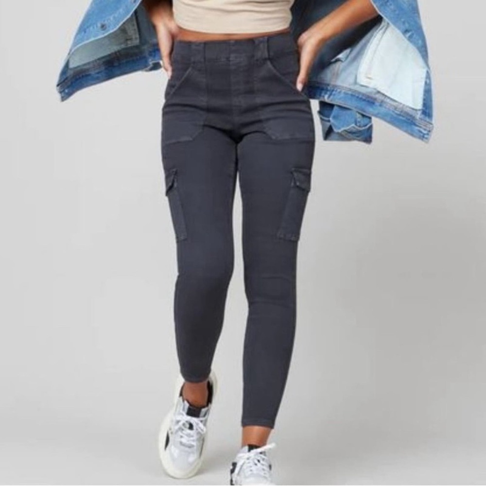 SPANX Stretch Twill Ankle Cargo Pant Women’s Size Small Black Washed NWT $128